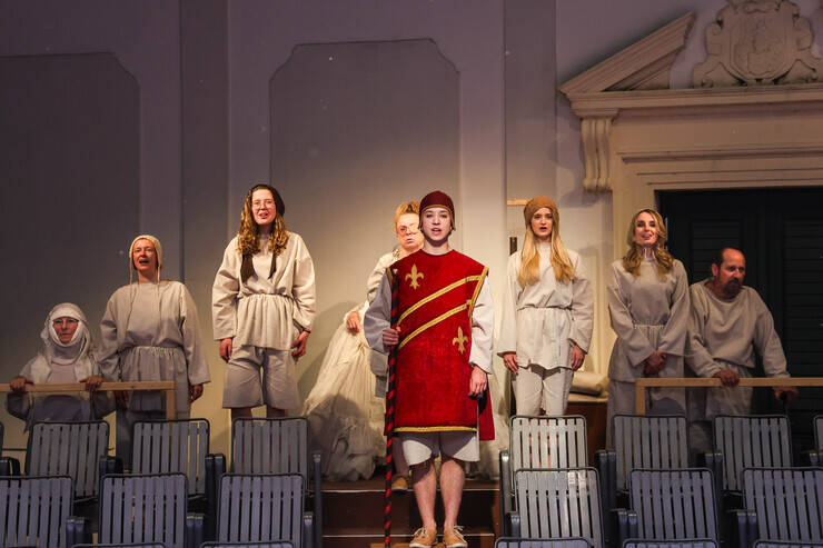 Ritterzeit © Barbara Pálffy | Maria Bittner, Angela Vogelsang, Hannah Frühwirth, Sylvia Eckstein, Elias Tetzner, Sophie Gerold, Nadia Walch, Andreas Herbsthofer